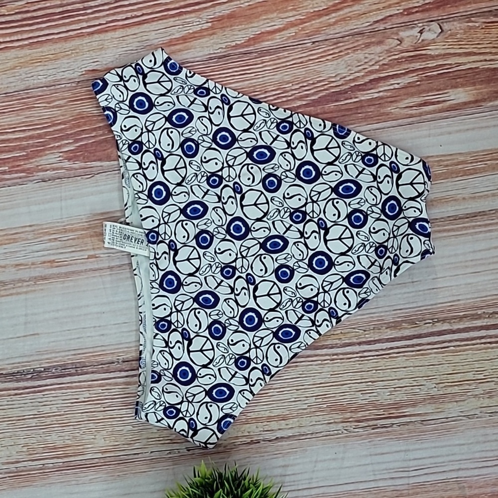 Forever 21 Evil Eye Rash Guard Swim Set - Picture 10 of 13